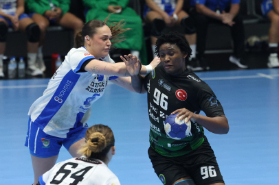 Bursa Büyükşehir Belediyespor çeyrek final biletini aldı