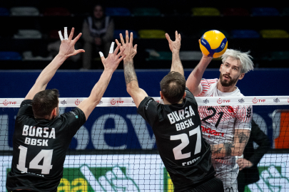 Bursa Büyükşehir Belediyespor, Ziraat Bankkart karşısında tutunamadı