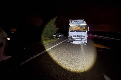 Bursa’da TIR faciası: 3 araca birden çarptı, 8 kişi yaralandı