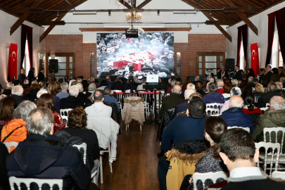 Gazeteci Uğur Mumcu’yu “Susturamazlar” temasıyla Mudanya’da anıldı