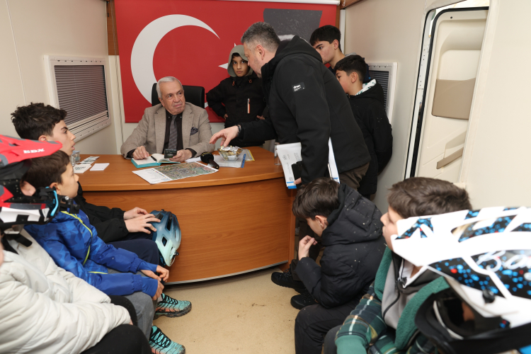 Nilüfer’de birebir buluşma! Talepler Başkan Özdemir’e iletildi - Bursa Hayat Gazetesi-2