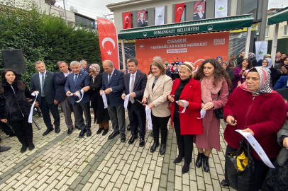 Osmangazi’de kursiyer sayısı artıyor: Yenibağlar OSMEK törenle açıldı!