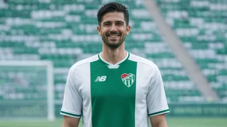 Bursaspor, Arnavutköy engelini 1-0’lık galibiyetle aştı!-Bursa Hayat-4