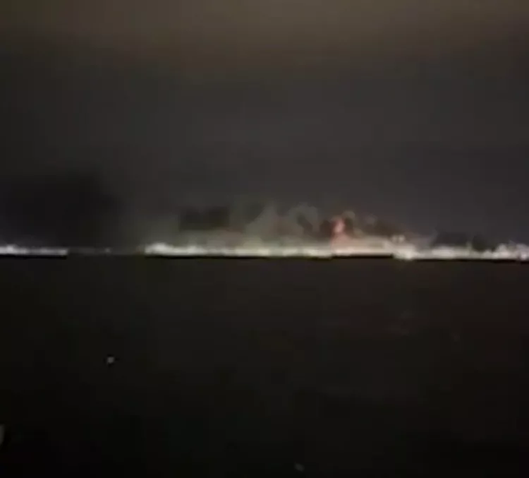 Rafineride patlama paniği: Gökyüzü dumanla kaplandı!-Bursa Hayat-2