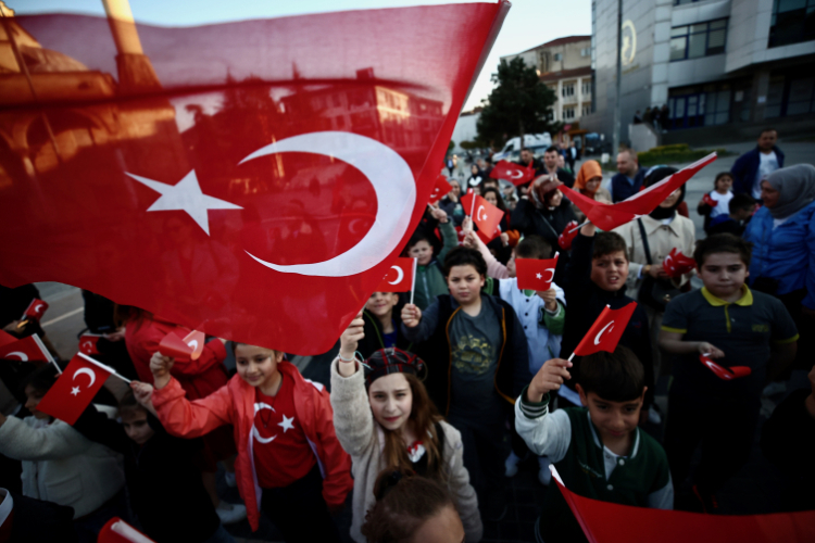 2025-2026 eğitim yılı ikinci dönemi, bayrak ve birlik etkinlikleriyle başlayacak!-Bursa Hayat-2