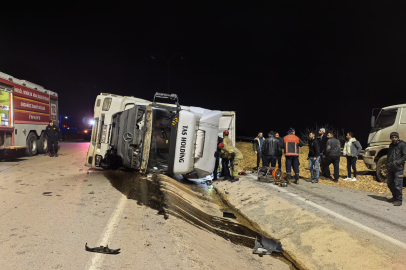 Virajda kontrolden çıktı! Bursa'da devrilen TIR can aldı