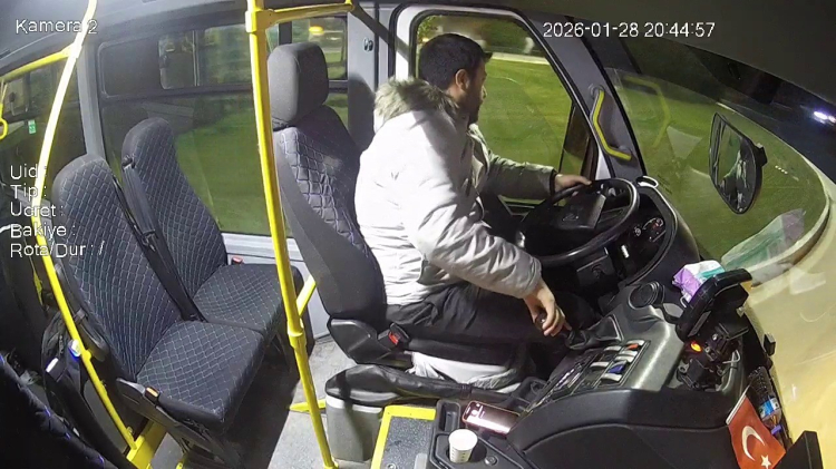 Otobüs ambulans gibi çalıştı: Bursa’da kritik müdahale hayat kurtardı!-Bursa Hayat-2