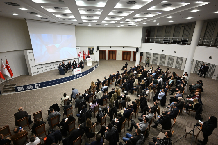 İhracat’ın Kahramanları projesi Bursa’da KOBİ’lerle buluştu - Bursa Hayat Gazetesi-3