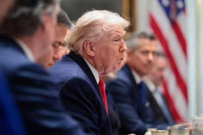 Trump’tan Rusya ve Ukrayna açıklaması: Putin bir haftalık ateşkesi kabul etti!