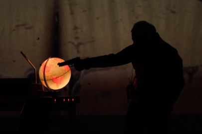 Yıldırım’da tiyatro gecesi: 'Başkasının ölümü' büyük ilgi gördü