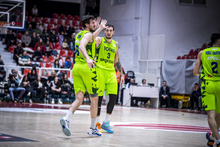 Ligde kritik hafta: TOFAŞ, Türk Telekom deplasmanında galibiyet peşinde!-Bursa Hayat-2