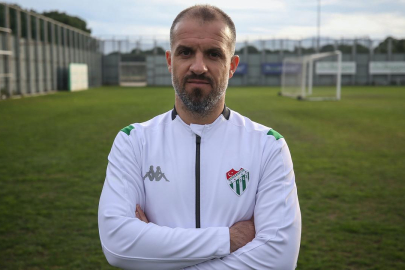 Bursaspor Teknik Direktörü Er, antrenman ve taktik planlarını paylaştı!