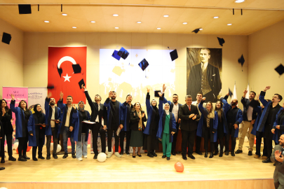 DPÜ ve LAV'dan dev iş birliği: Aile Üniversitesi ilk mezunlarını verdi