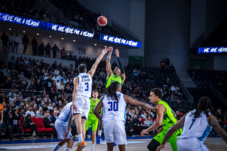 TOFAŞ, deplasmanda farkı kapatamadı: Ankara’dan yenilgiyle ayrıldı!-Bursa Hayat-4