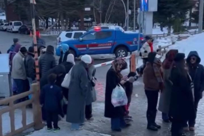 Bursa’da teleferik kuyruğu! Yüzlerce metreyi buldu