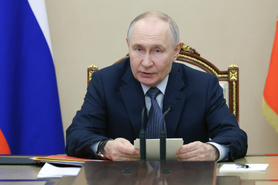 Epstein’den Putin’in yerine geçecek isim için yardım istenmiş