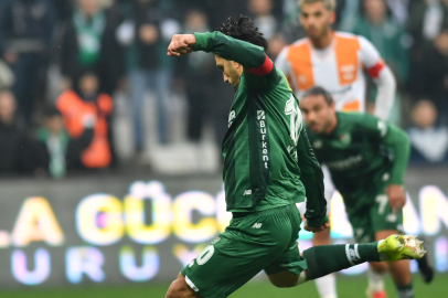 Bursaspor zirve için sahada! Yeşil-beyazlılar Adanaspor’u konuk ediyor