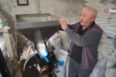 Dededen kalma mesleği tek başına yaşatıyor