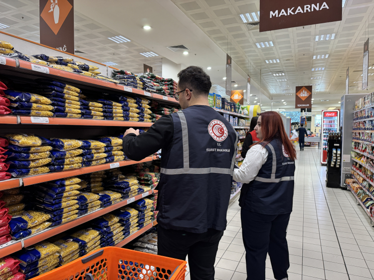 Bursa Ticaret İl Müdürlüğü harekete geçti: Fiyat ve etiket denetimi!-Bursa Hayat-2