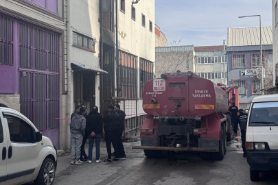 Bursa’da dekoratif malzeme üreten işletmede yangın