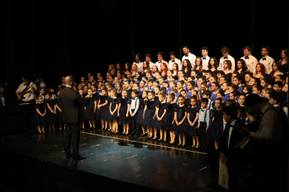 Bursa’da müzik şöleni: Nilüfer koroları performansıyla hayran bıraktı!