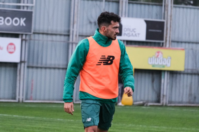 Bursaspor deplasmanda galibiyet hedefiyle gün sayıyor