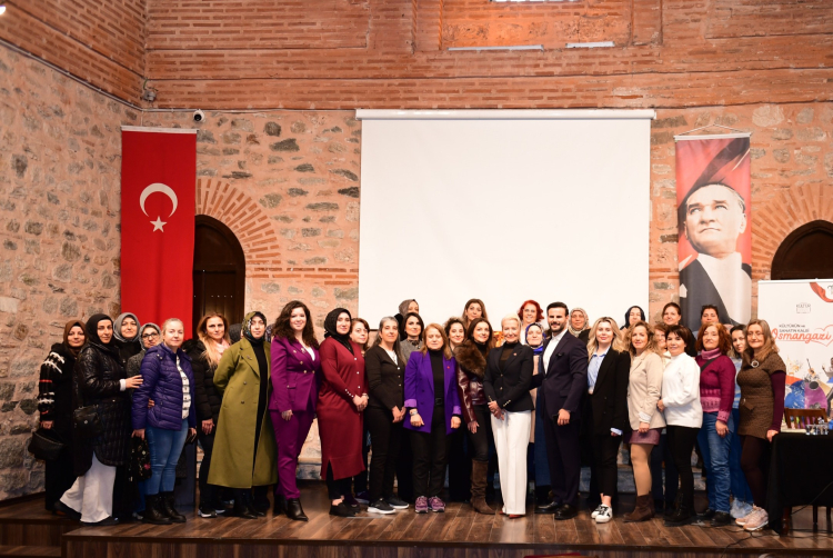 Bursa’da farkındalık etkinliği: Rahim ağzı kanserine dikkat çekildi!-Bursa Hayat-2