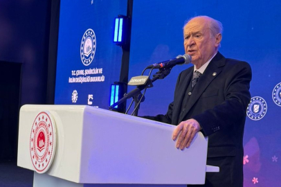 Bahçeli: Deprem felaketine türk milleti tek yürek halinde karşı koydu