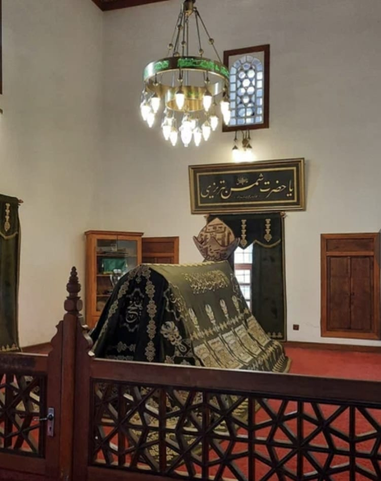 Şems: Sadeliğin zarafeti -Bursa Hayat-3