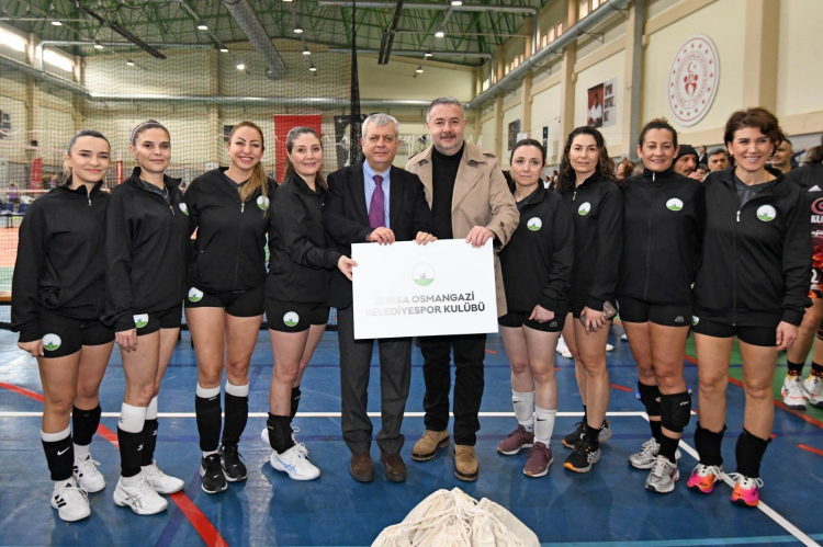Osmangazi Belediyesi’nden 700. yıla özel voleybol şöleni - Bursa Hayat Gazetesi-5