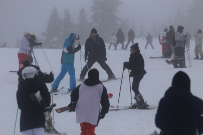 Uludağ’da sömestir rekoru: Milli Park gişelerinden 47 bin araç geçti