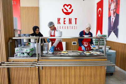 Uygun fiyat, sağlıklı ve lezzetli yemekler Bursalılarla buluşuyor