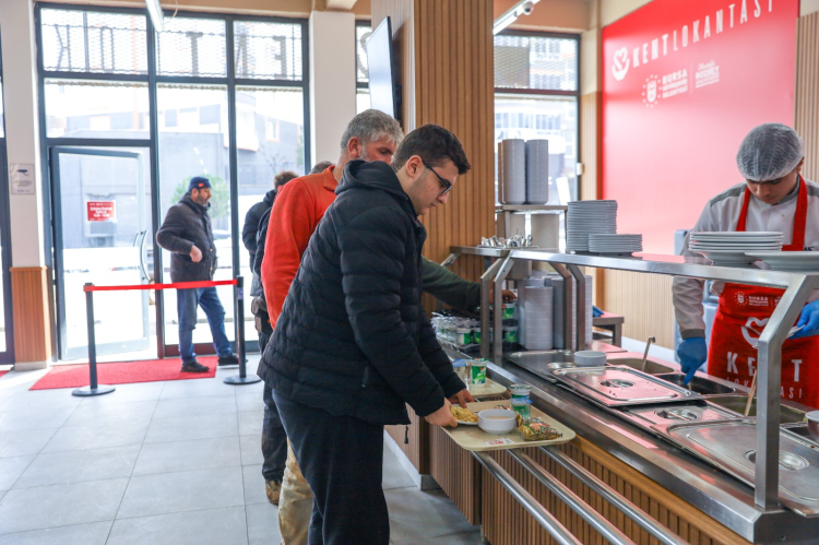 Uygun fiyat, sağlıklı ve lezzetli yemekler Bursalılarla buluşuyor - Bursa Hayat Gazetesi-4