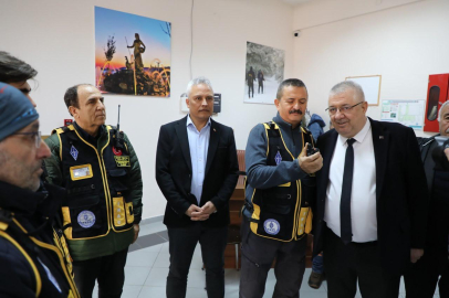 Edremit'te kritik eğitim: AKUT Vakfı afet yönetimini anlattı