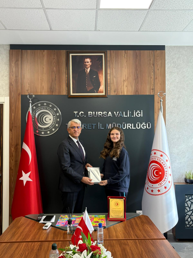 Bursa’da genç sanatçılar farkındalık yarattı!-Bursa Hayat-4