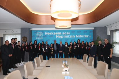 Bursa’da zafer Nilüfer’in: U16 ve U18’de şampiyonluk gururu!