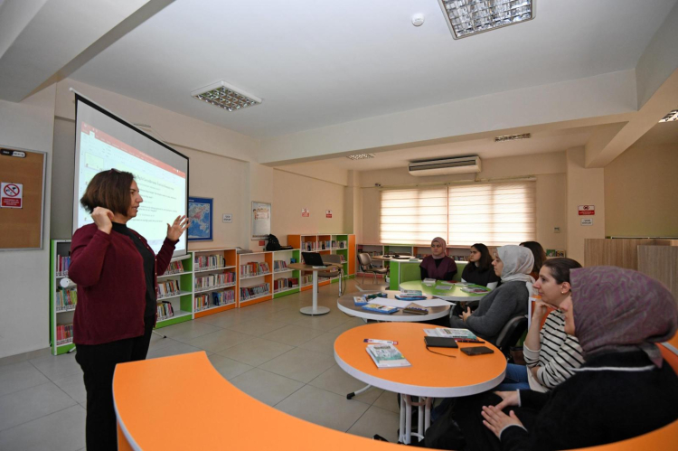 Hüdavendigar Yetenek Evi’nde kitap atölyesi - Bursa Hayat Gazetesi-2