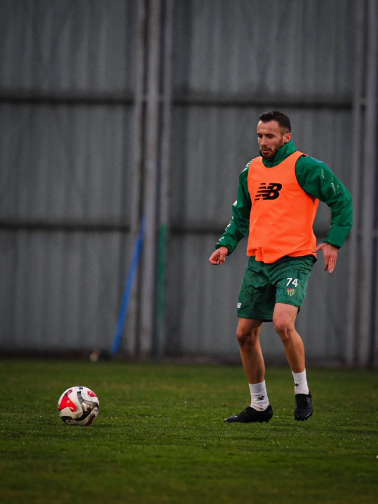 Bursaspor antrenmanla yeni haftaya hazırlanıyor!-Bursa Hayat-3