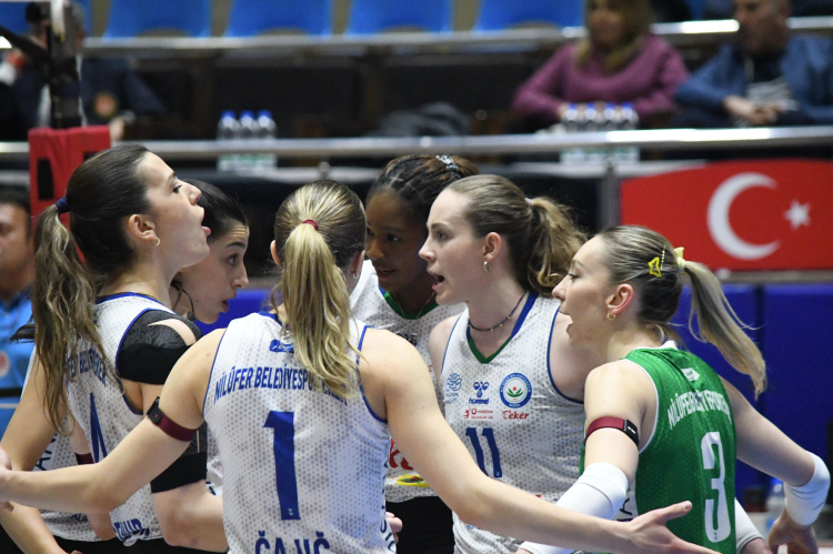 Bursa’nın Sultanları, deplasmanda Aydın Büyükşehir’i devirdi!-Bursa Hayat-2