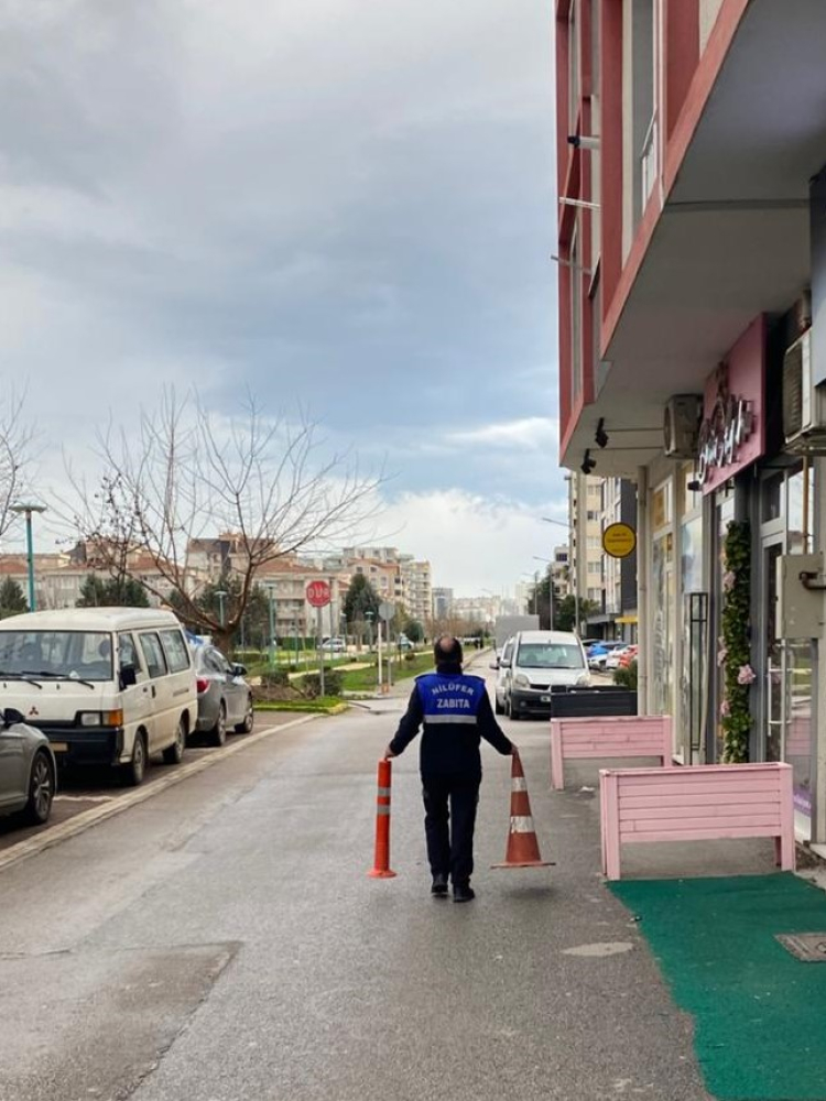 Bursa’da temiz ve düzenli kent için zabıta denetimi sürüyor!-Bursa Hayat-4