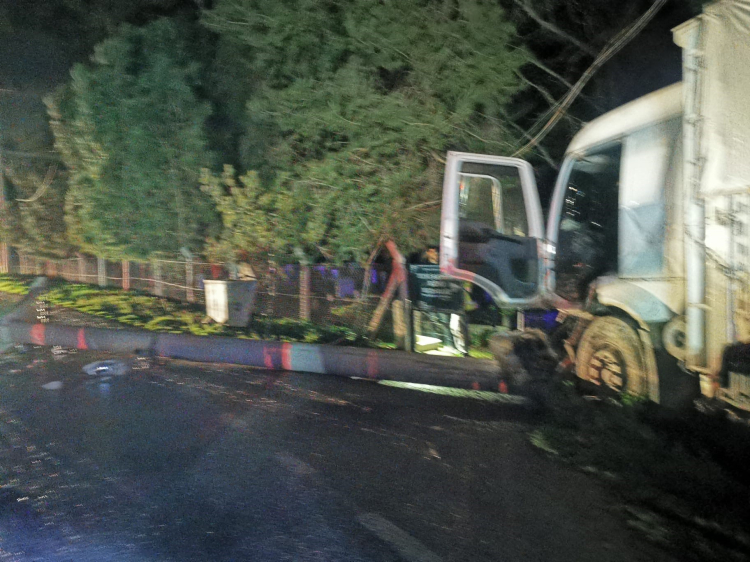 Bursa’da şiddetli çarpışma: 2 kişi hastaneye kaldırıldı!-Bursa Hayat-2