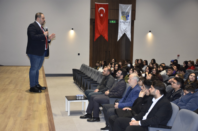 Sınava hazırlanan öğrencilere motivasyon ve rehberlik semineri - Bursa Hayat Gazetesi-4