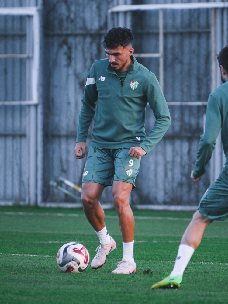 Özlüce’de son prova! Bursaspor, Kırklarelispor maçına hazır -Bursa Hayat-3