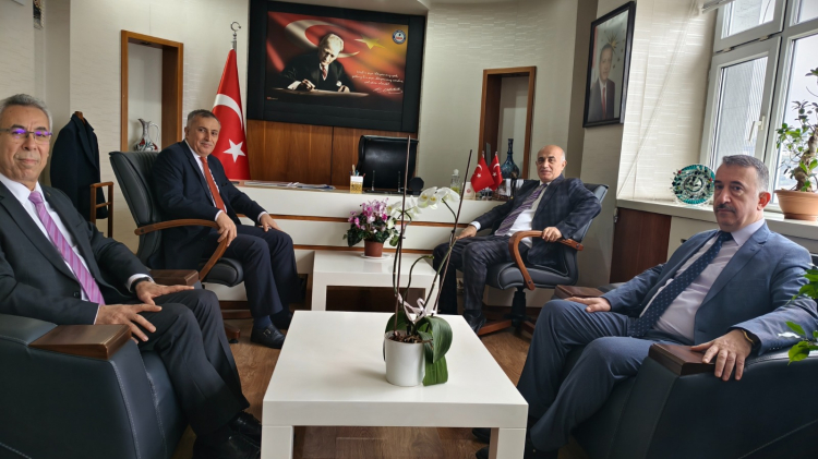 Bursa İl Millî Eğitim Müdürü Çokgezer’den Gemlik’te okul ziyaretleri- Bursa Hayat-3