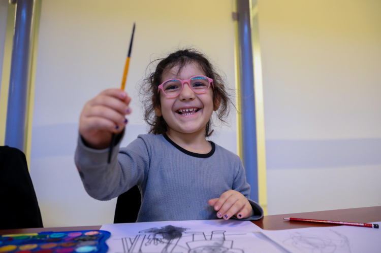 Bursa’da çocuklar fırçayla tanıştı, yaratıcılık dolu bir gün geçirdi!-Bursa Hayat-2