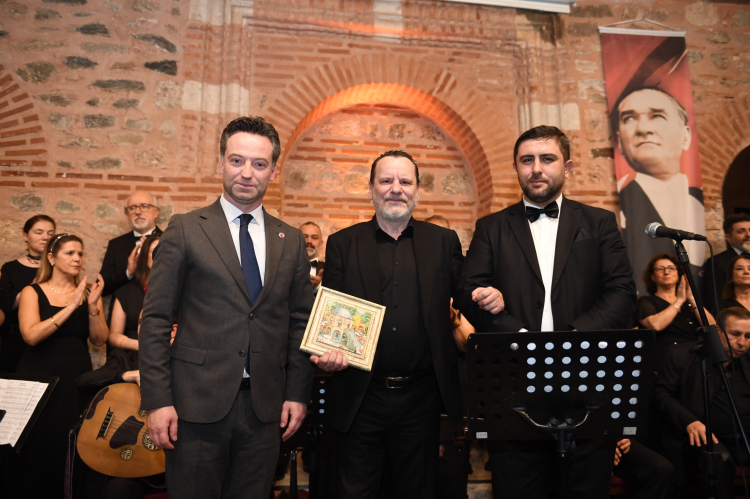 Bursa’da Sevgililer Günü’ne özel ‘Sevgi Notaları’ konseri”-Bursa Hayat-4