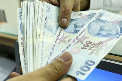 Bakan Göktaş duyurdu: Evde bakım yardımı artışlı şekilde hesaplarda