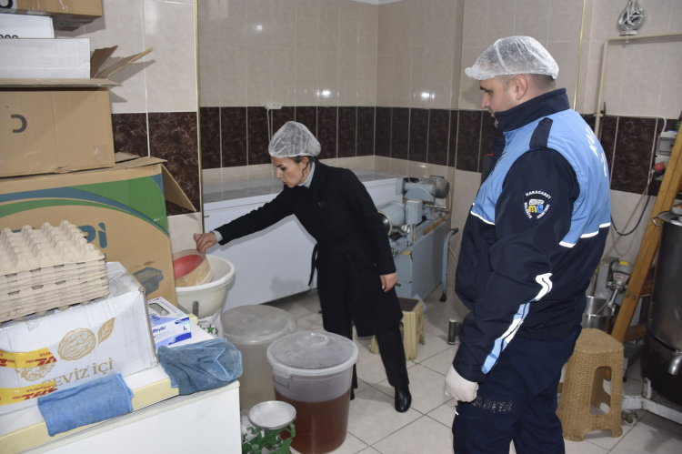 Bursa Karacabey’de Ramazan öncesi fırın ve pastanelere sıkı denetim!- Bursa Hayat-3