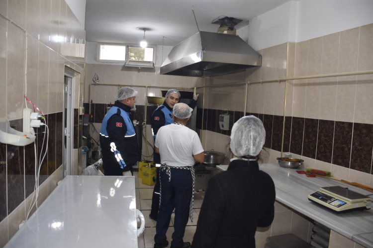 Bursa Karacabey’de Ramazan öncesi fırın ve pastanelere sıkı denetim!- Bursa Hayat-2