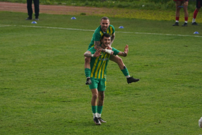 1966 Edremitspor’da Emirhan Recep’in golü galibiyeti getirdi